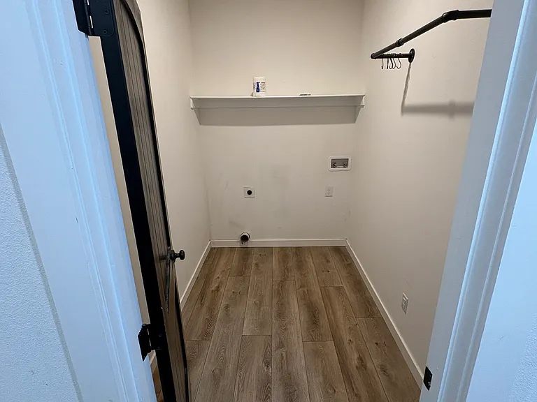 707 S Adair St — Photo 10