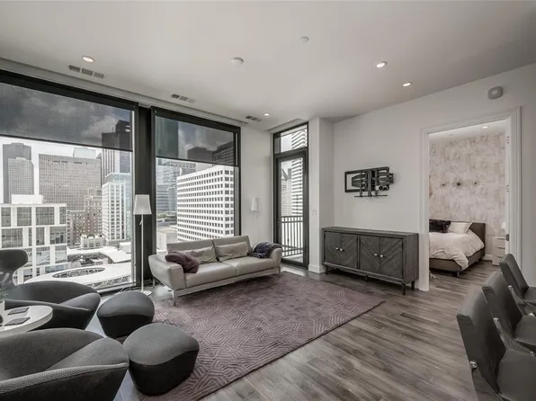 1211 Caroline St #1407, Houston, TX 77046