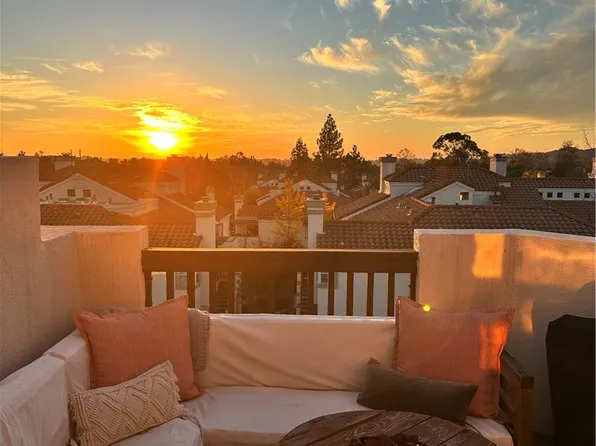 33 Via Lavendera, Rancho Santa Margarita, CA 92688