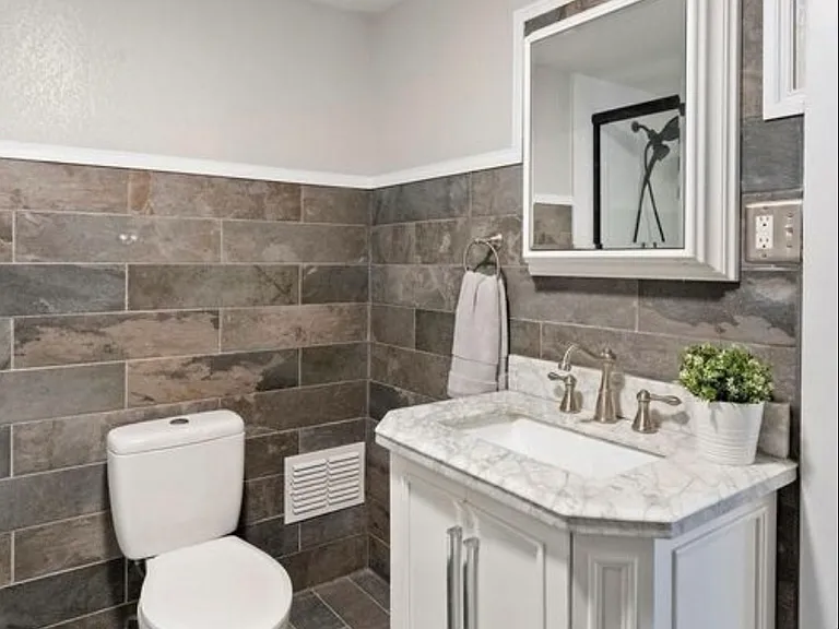 903 S Armstrong St — Photo 15