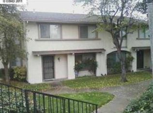 7 Greenview Ln, Richmond, CA 94803