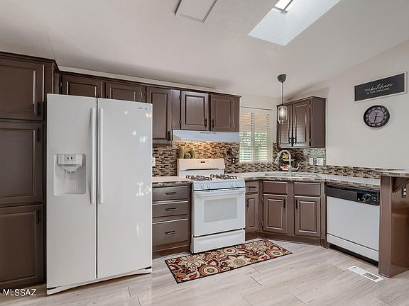 5th image of 3916 E Coronado Sunset Dr