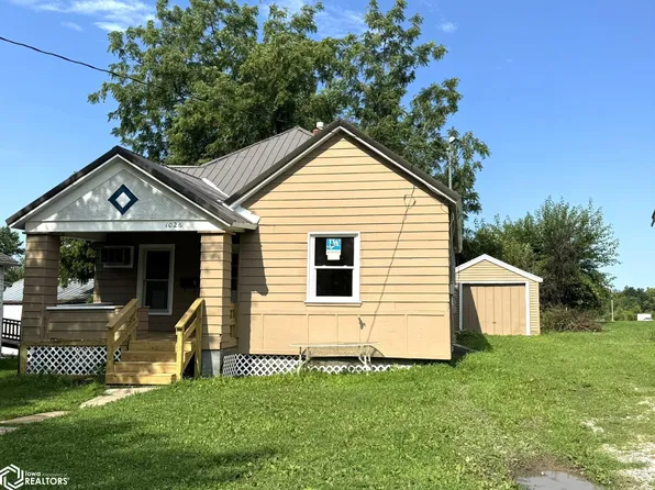 1026 S 11th St, Centerville, IA 52544