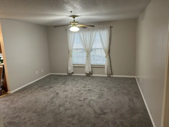 110 Vixen Cir APT E, Branson, MO 65616
