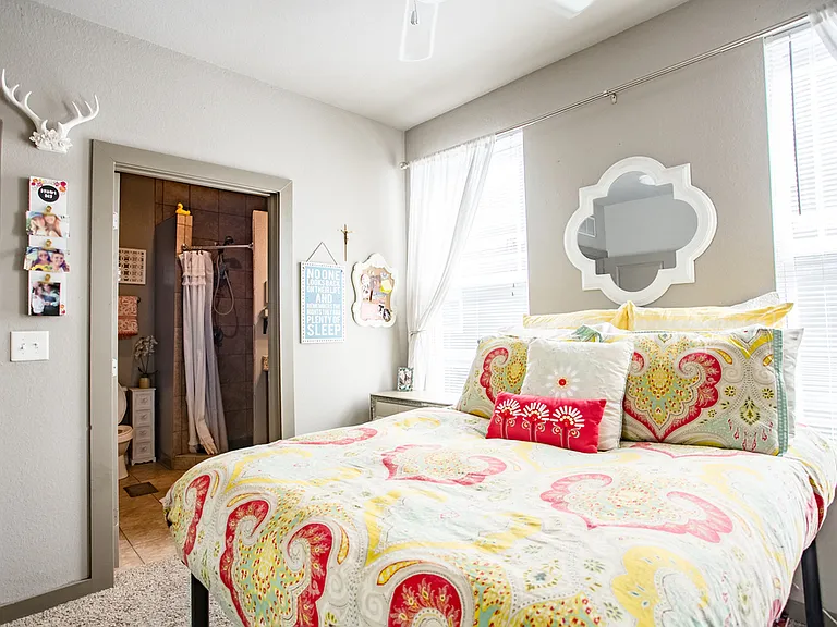 422 Lorene St — Photo 11