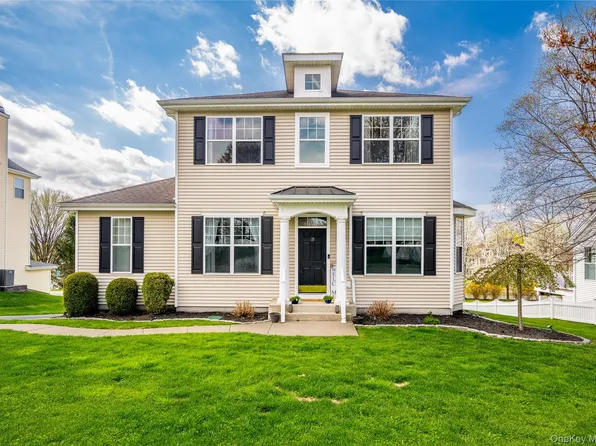 19 Bayberry Street, Hopewell Junction, NY 12533