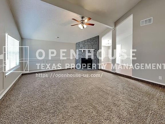 3rd image of 4636 Feathercrest Dr