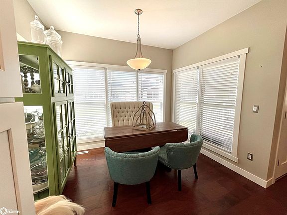 4th image of 3 Garden Cottage Ln