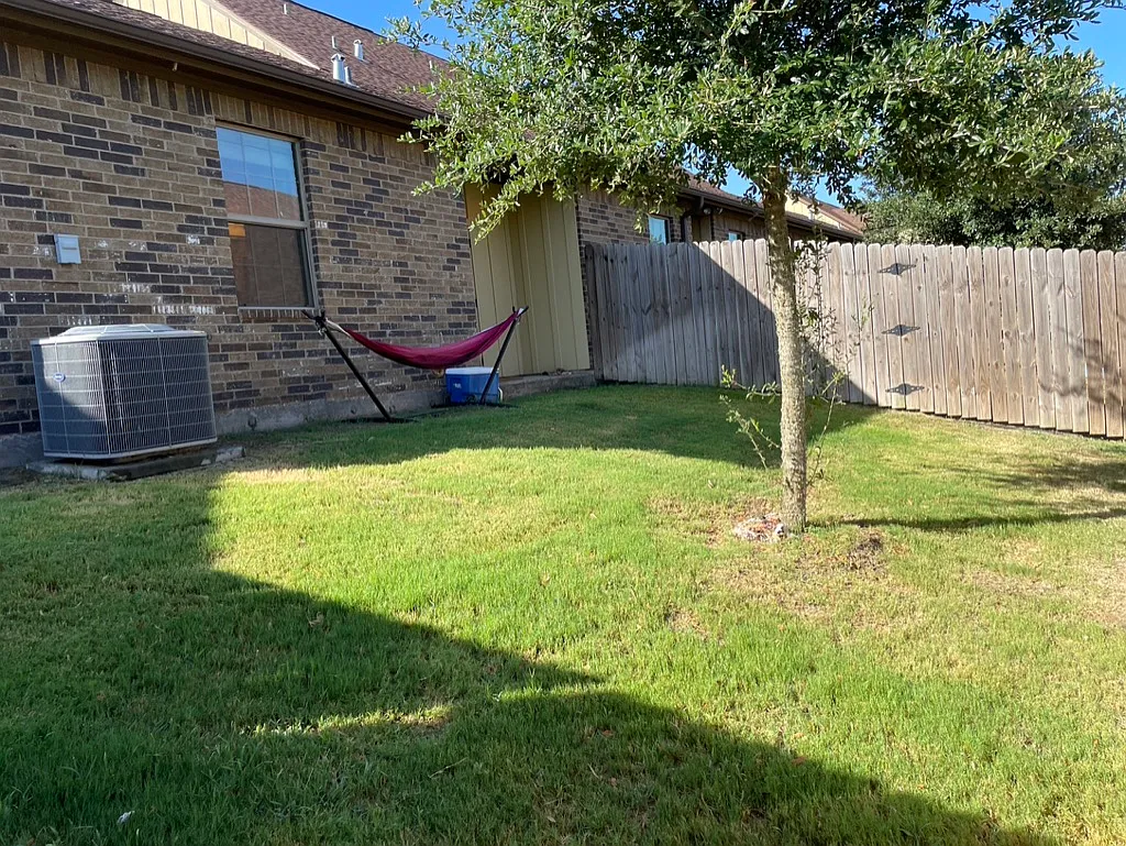 3 bed, 1261 sqft, $600 — Photo 4