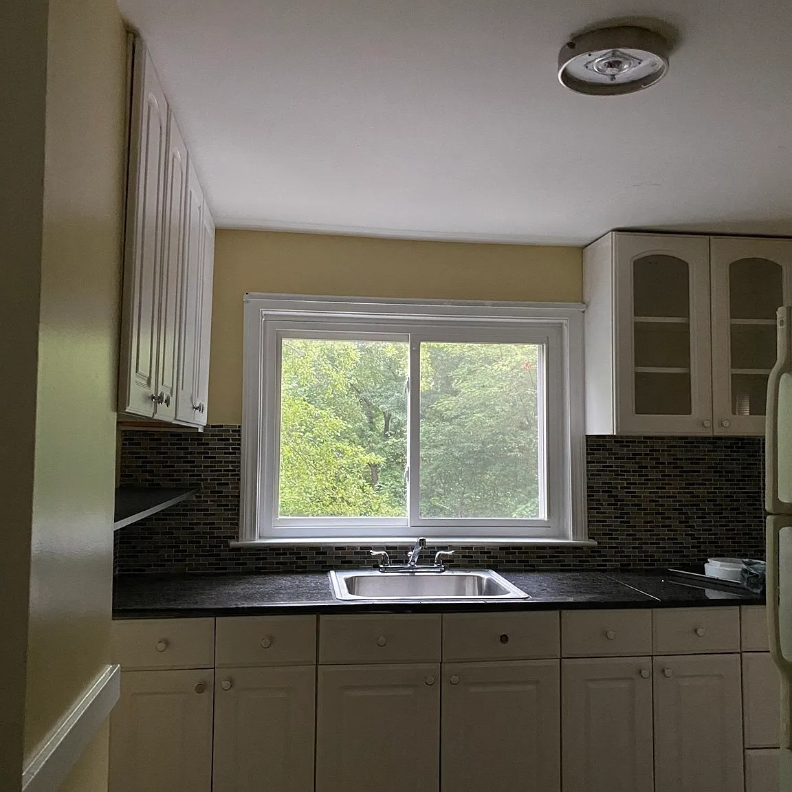 2 bed, 1.0 bath, 800 sqft, $2,600 — Photo 2