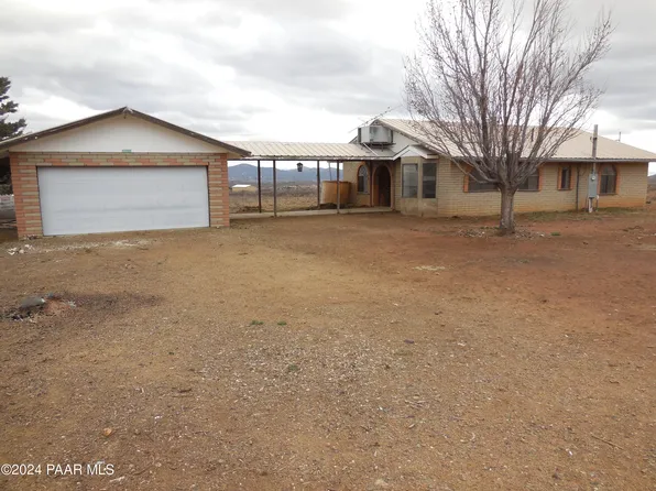 795 S Glendun Pl, Dewey, AZ 86327
