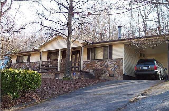 1st image of 3342 Easton Ave