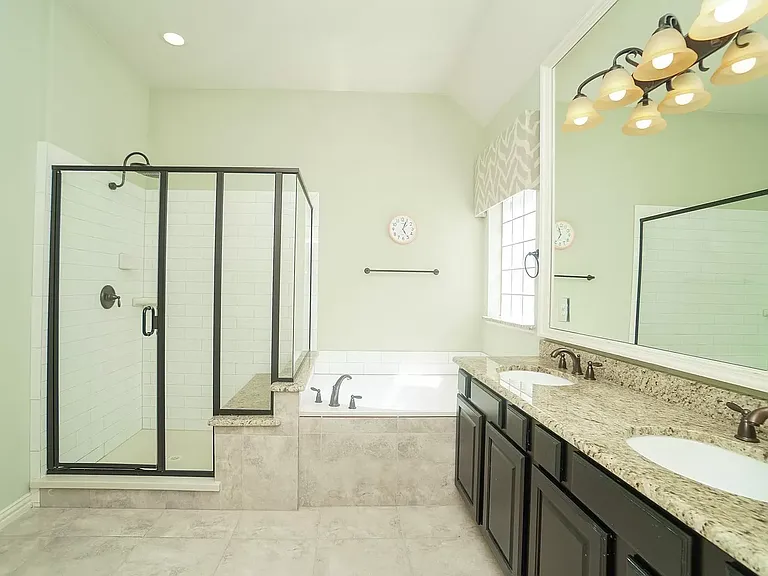 4034 Bishop Ln — Photo 24