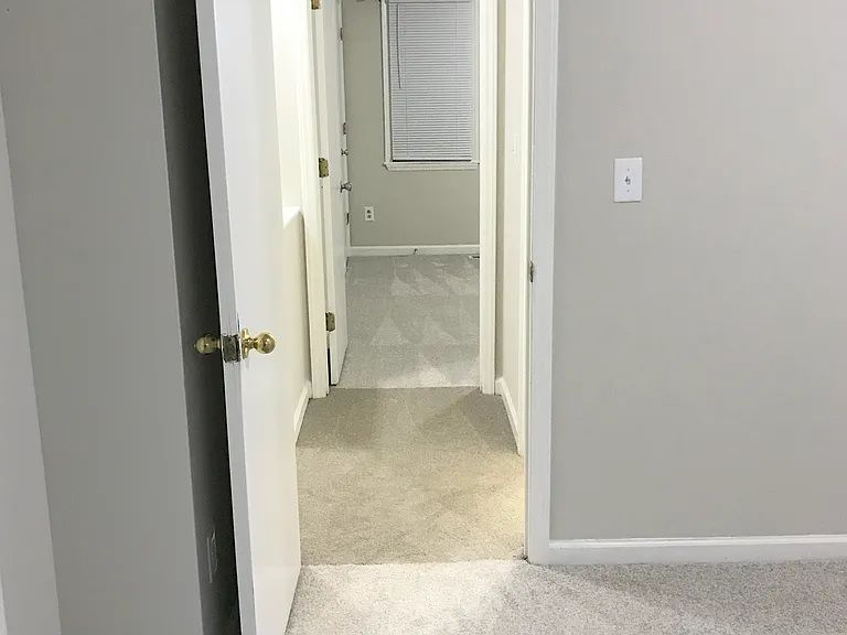4236 Kaplan Dr — Photo 8