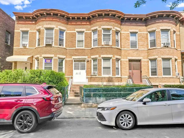 1017 E 15th St, Brooklyn, NY 11230