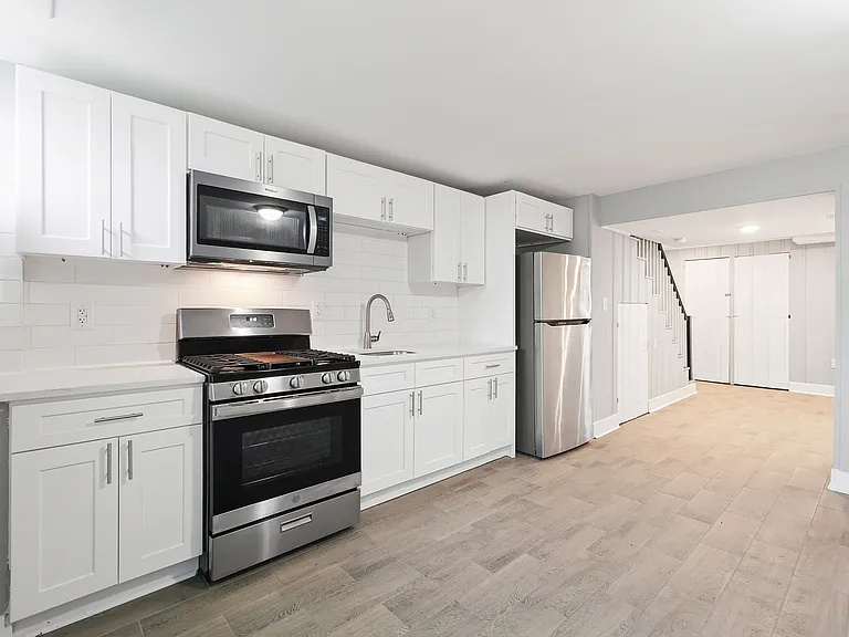 4100 Erdman Ave #1 — Photo 10