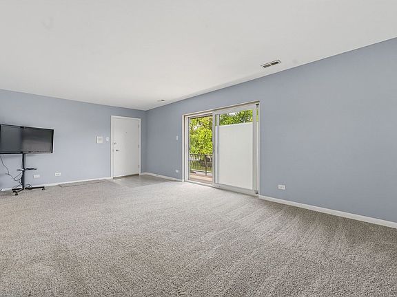 3rd image of 643 N Carroll Pkwy APT 210B