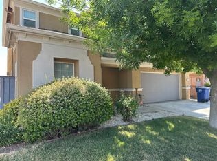 936 Papaya St, Madera, CA 93638
