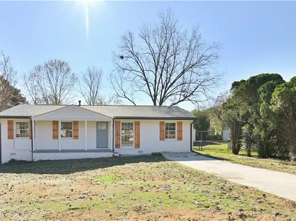 1739 Glenn Pl, Conley, GA 30288