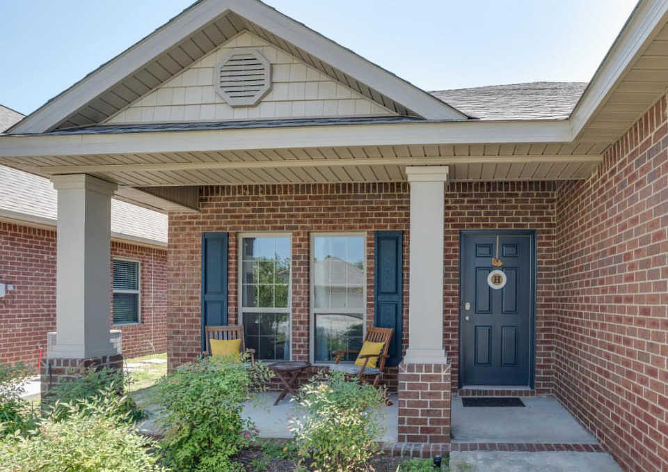 1st image of 1704 Brantley Dr