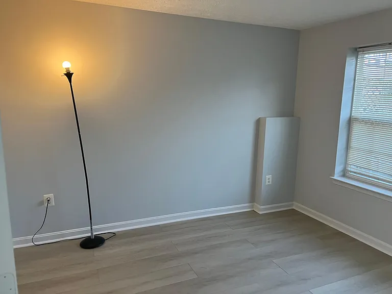 7981 Calvary Ct — Photo 6