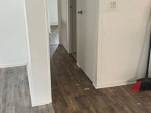 2nd image of 7637 Sunwood Dr