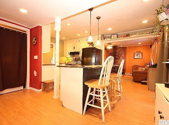 5th image of 44 Miller Ave