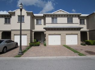 1407 Lucaya Dr, Riviera Beach, FL 33404