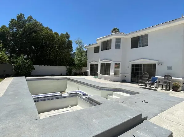 68355 Tortuga Rd, Cathedral City, CA 92234