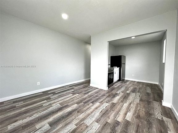 4th image of 801 NW 7th Ave #4