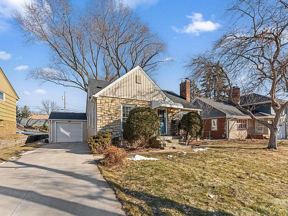 2nd image of 5024 Kent Ave