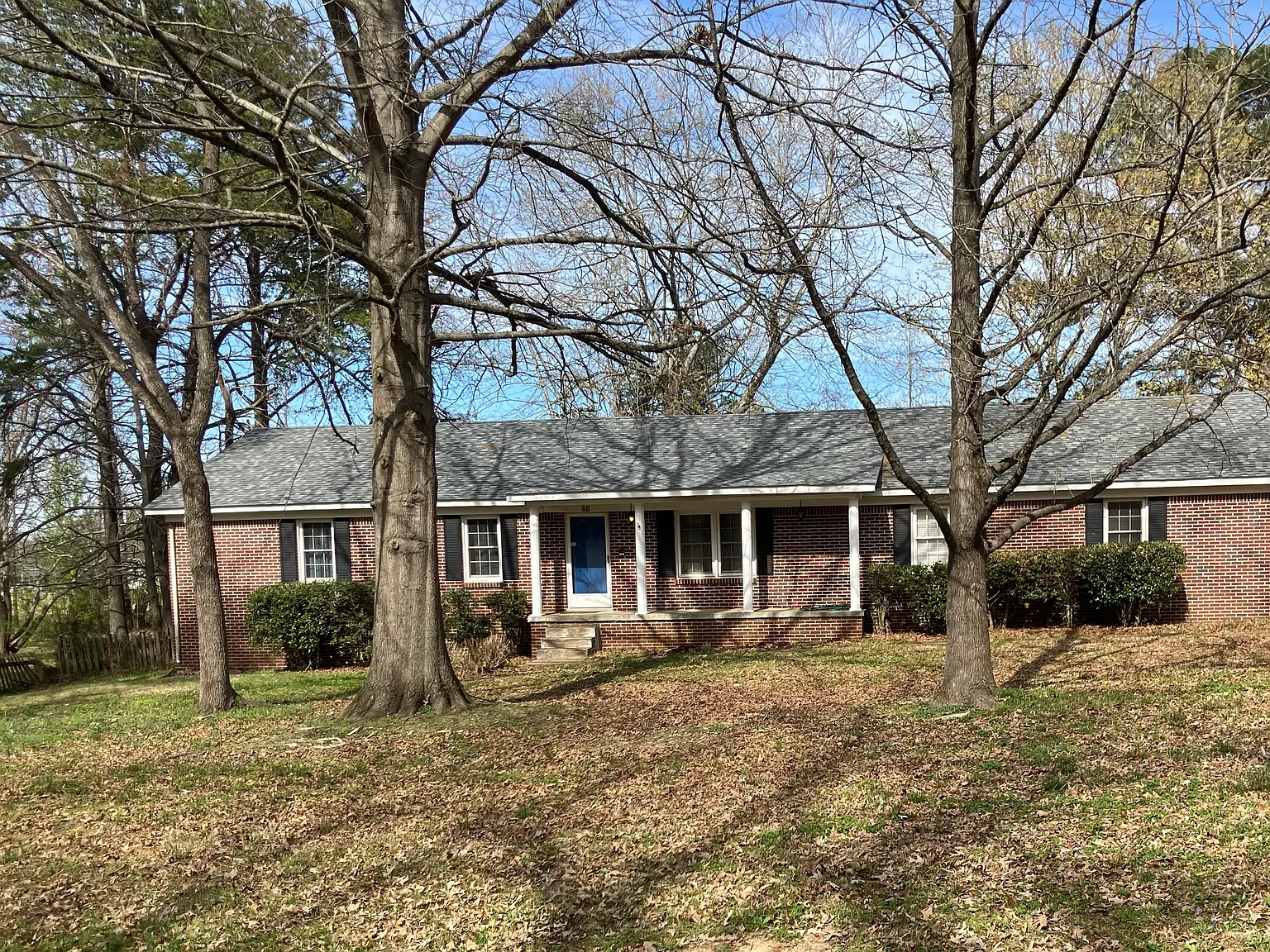 3 bed, 2079 sqft, $2,100 — Photo 1