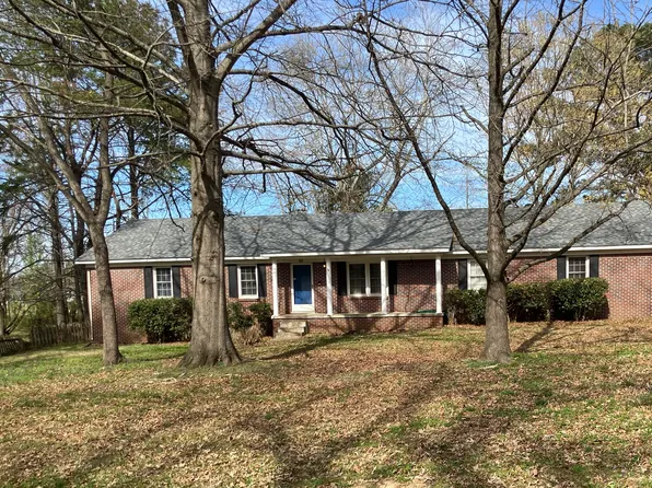 40 Timberhill Dr, Jackson, TN 38301