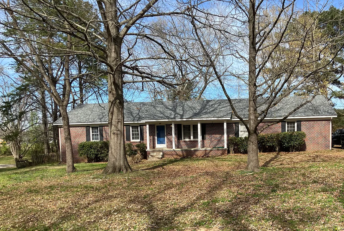 Building Photo - 40 Timberhill Dr