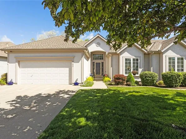 6102 NW 79th St, Kansas City, MO 64151