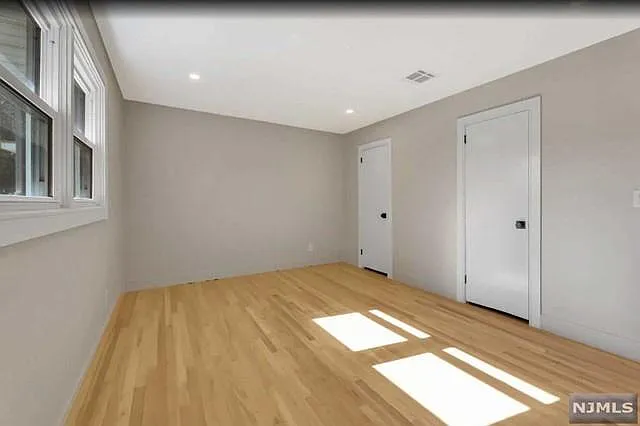 22 Greentree Ter — Photo 20
