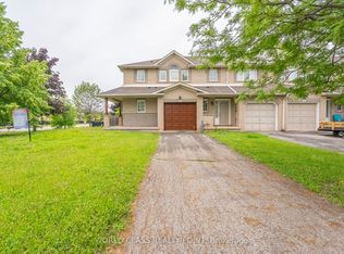 1 Magnolia Cres, Grimsby, ON L3M 5M9