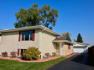 16537 Brenden Ln, Oak Forest, IL