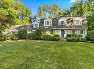 14 Whichita Rd, Medfield, MA 02052