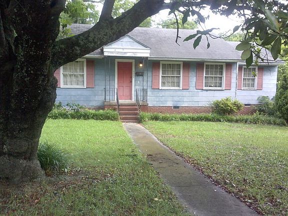 3rd image of 3549 McKenzie Dr