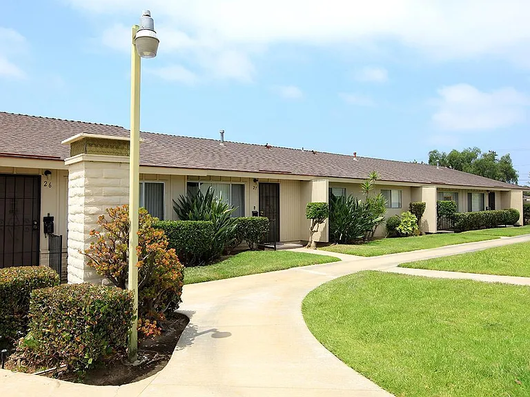 Greentree Fountain Apartments — Photo 105