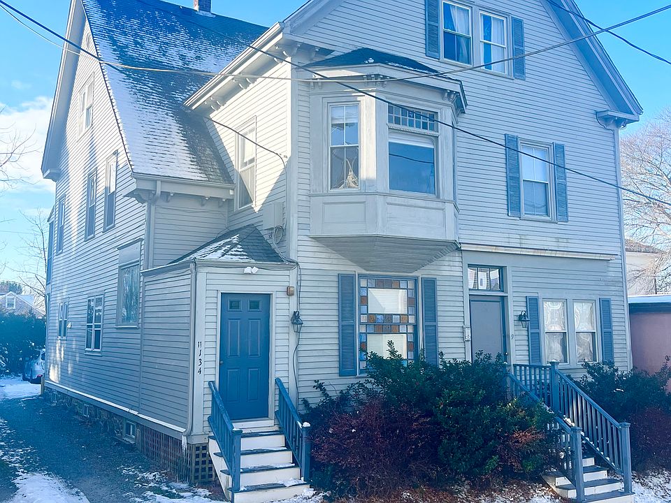 Located on Historic Hill, this first floor rental has charm and plenty of natural light!