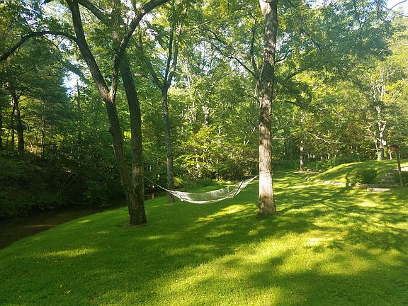 4th image of 497 Old River Ln