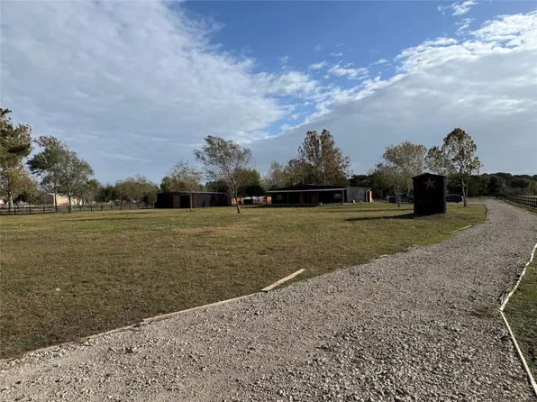6407 Avenue O, Santa Fe, TX 77510