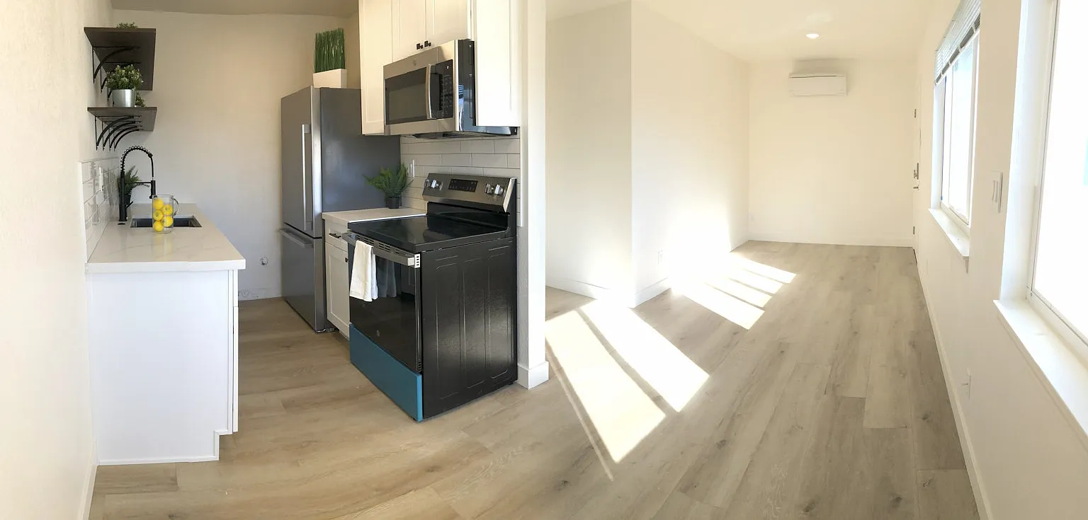 611 San Luisito Way, Unit 9 — Photo 3