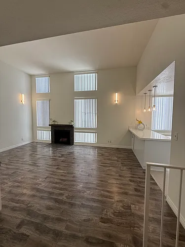 1751 S Bentley Ave #7 Photo 1