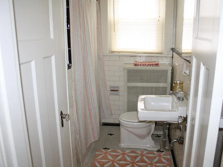 1316 Morten St #104 — Photo 13