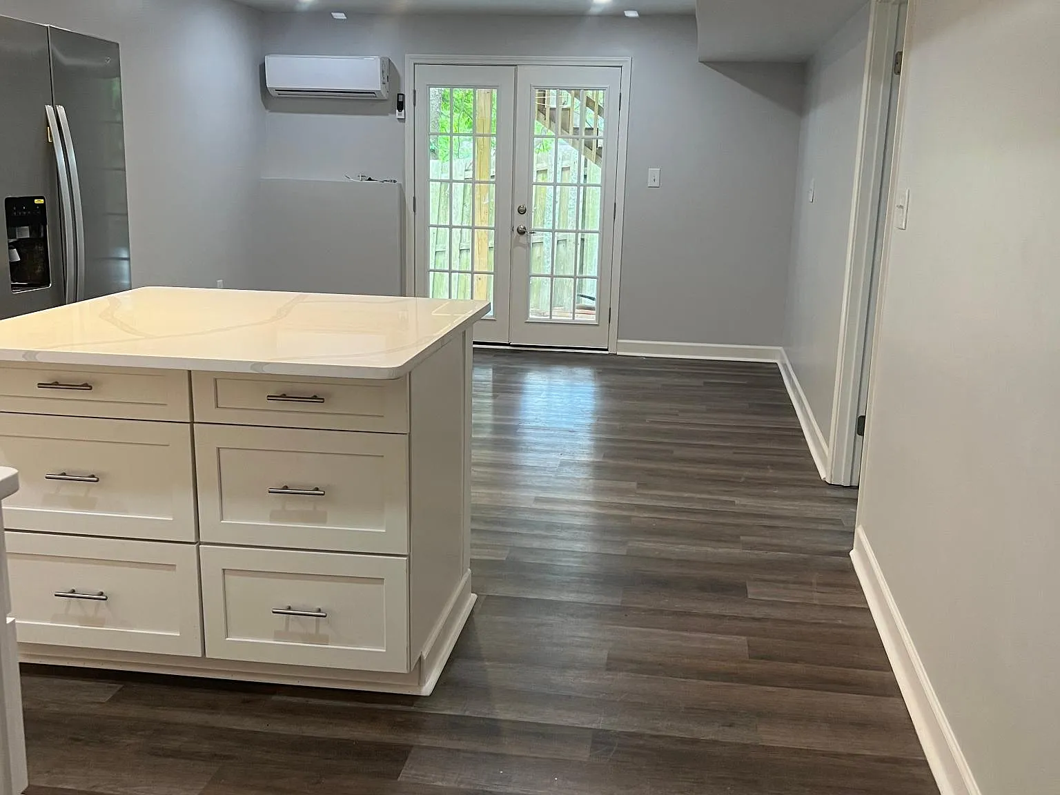 1 bed, 900 sqft, $1,500 — Photo 2