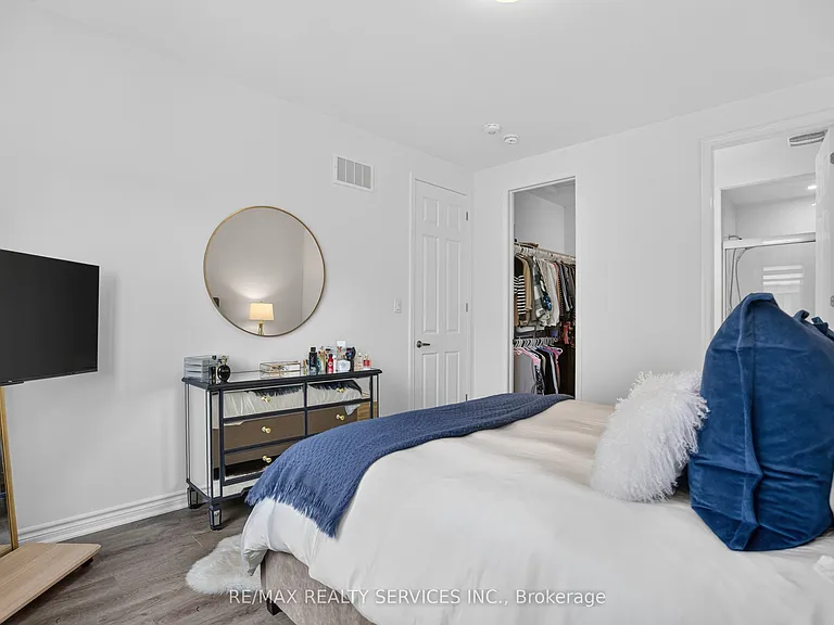 1702 Dance Ct — Photo 36
