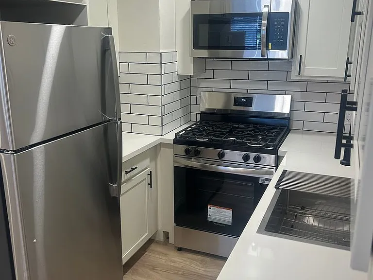 1610 Milvia Street — Photo 3